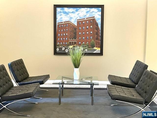 Photo - 855 Broad St Unidad B1