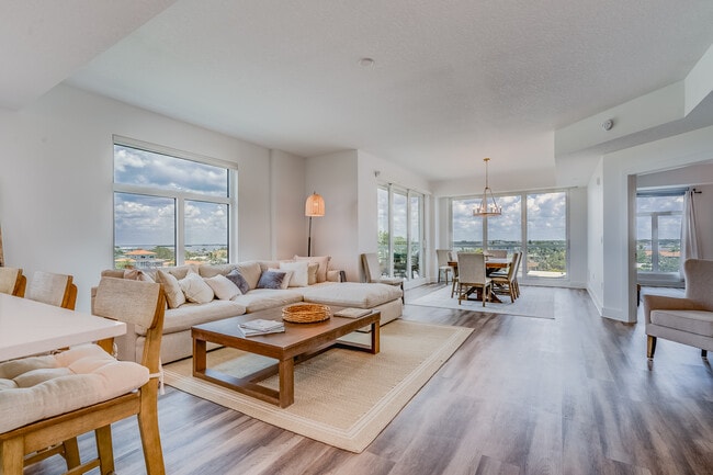 Photo - 415 Island Way Unit 509