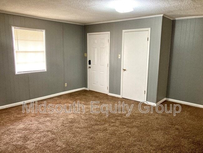 Photo - 117 Parkburg Rd Unit B