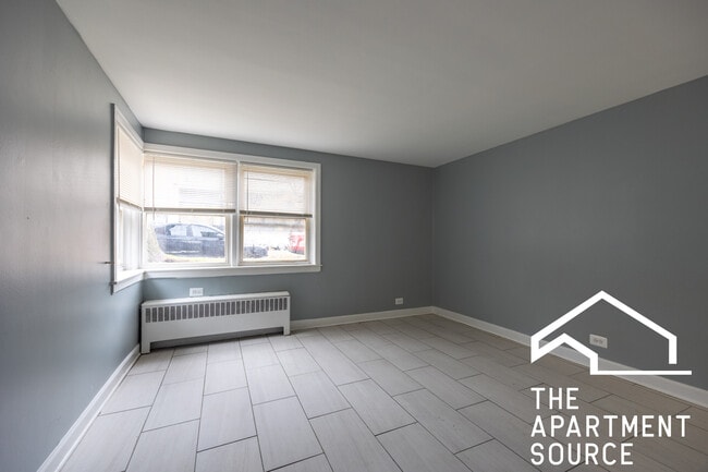 Photo - 6719 N California Ave Unit GS