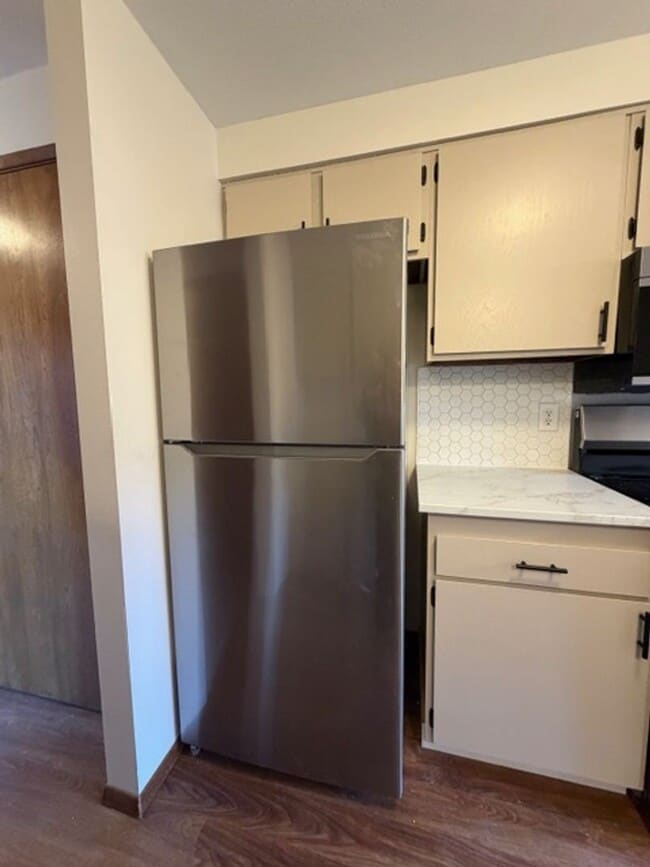 Photo - MIN912 Unit B