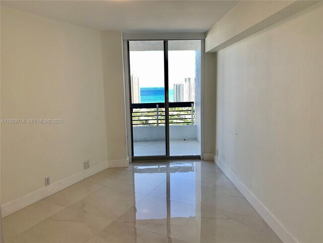 Photo - 19101 Mystic Pointe Dr Unit 2709