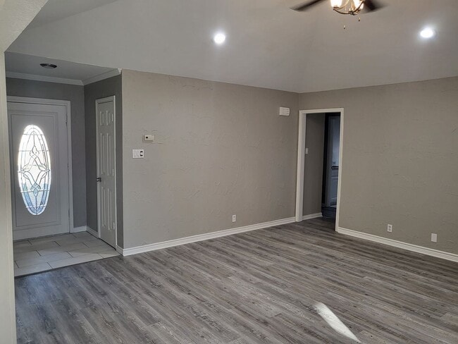 Photo - 7404 Glen Haven Dr