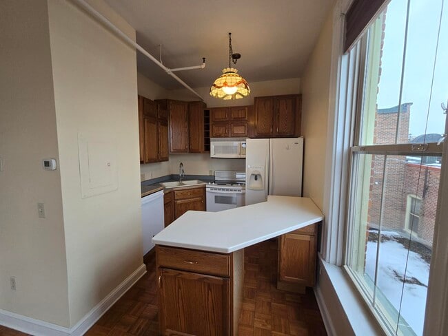 Photo - 217 2nd St E Unit 10