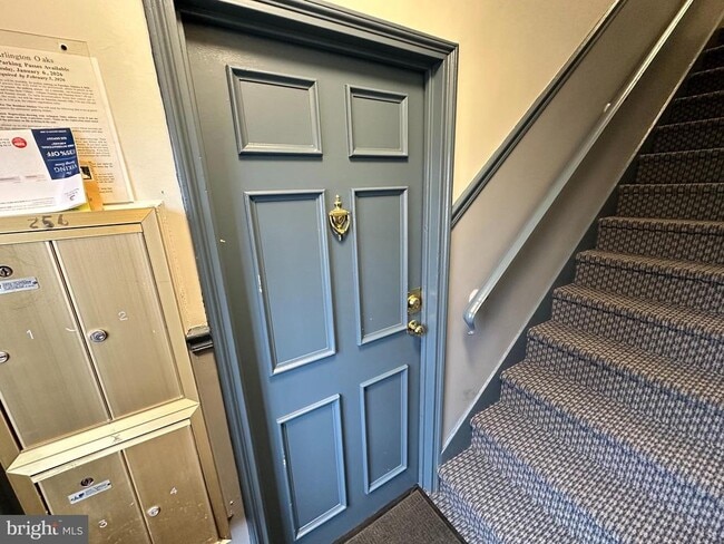 Photo - 256 N Thomas St Unit 256-1