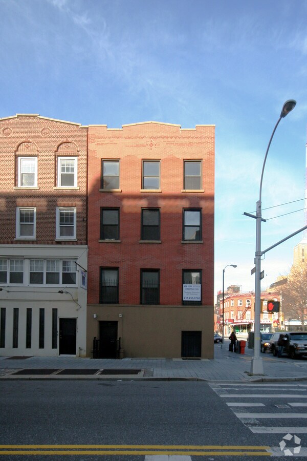 Primary Photo 12/03/06 - 37 Lafayette Ave Apartments