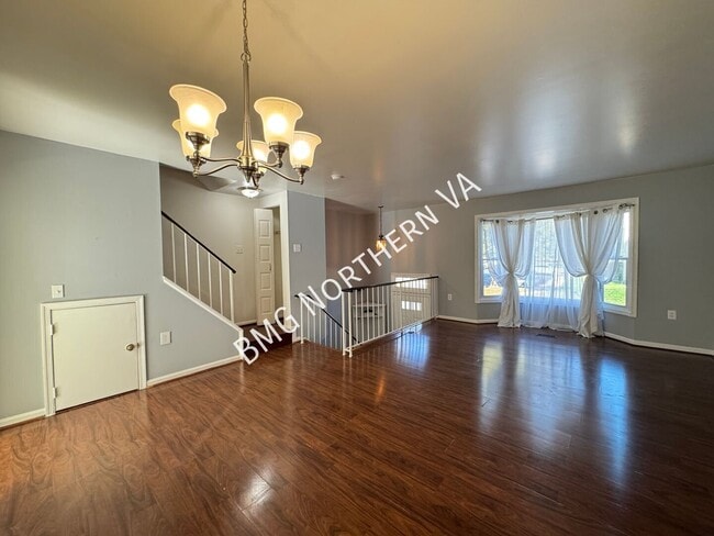 7343 Rokeby Dr