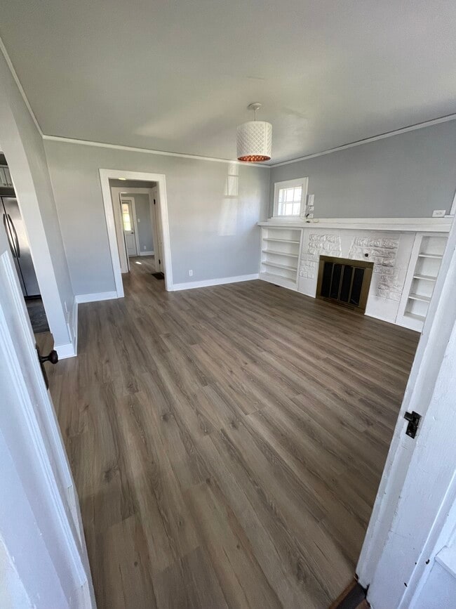 Photo - 217 Dotson Dr