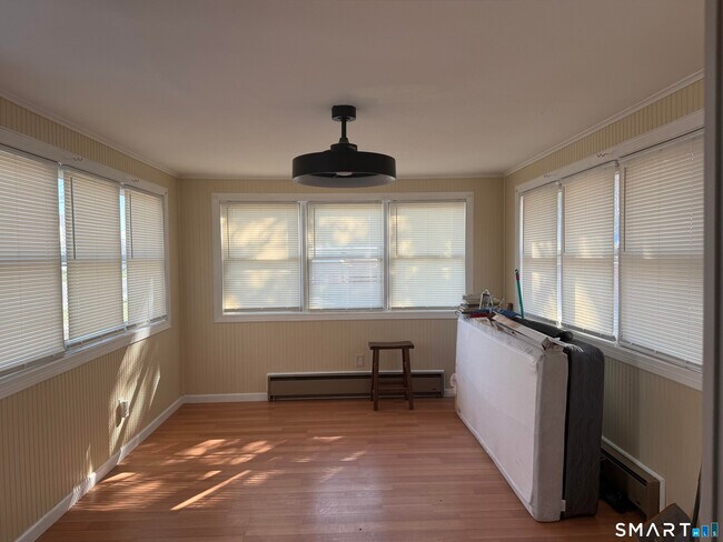 Photo - 29 Bouley Ave