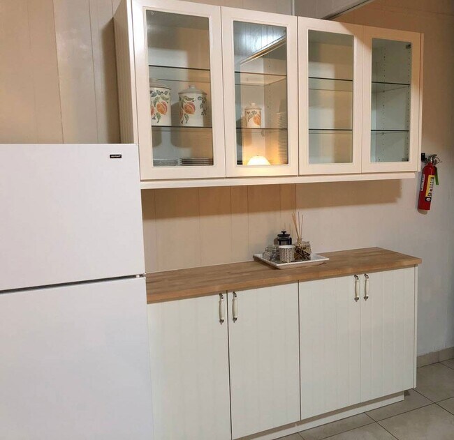 Photo - 305 Peasley St Unit 1