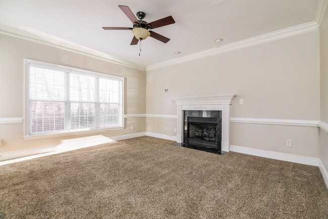 1011 Watsonia Dr