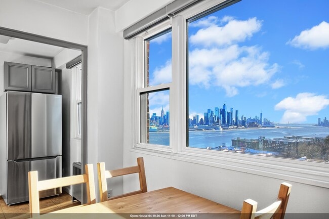 Building Photo - 6515 JFK Blvd E Unit 9G