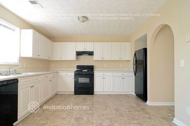 Photo - 86 Christopher Dr