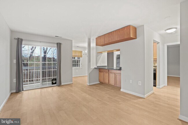 Photo - 100 Westwick Ct Unit 4
