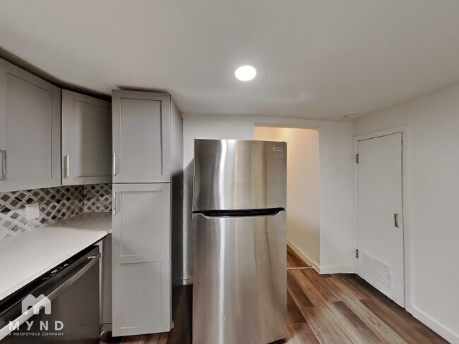 Photo - 2129 San Antonio St