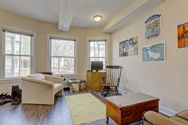 Photo - 30 Hillside St Unit 1