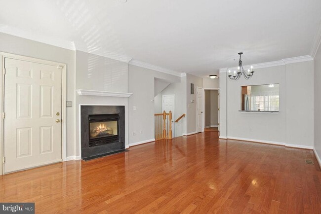 Photo - 1581 Leeds Castle Dr