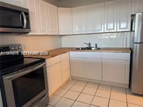 Photo - 2025 NE 164th St Unidad 714