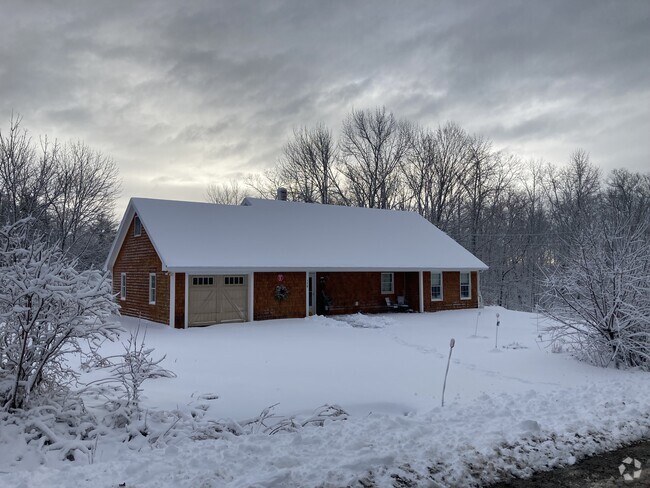 Building Photo - 398 Crummett Mountain Rd Rental