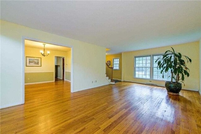 Photo - 3254 Kenilworth Dr