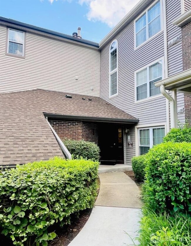 Building Photo - 4183 Bayberry Ct