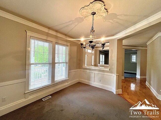 Photo - GORGEOUS 4 BED/2.5 BATH IN BILTMORE PARK