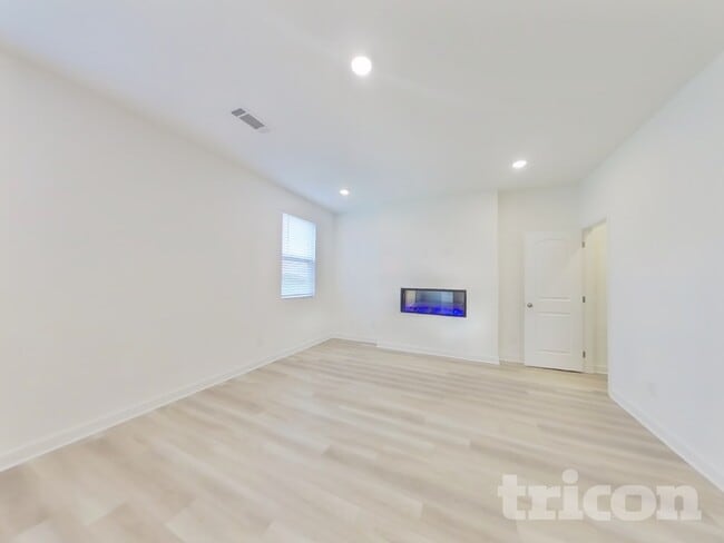 Photo - 1361 Georgetown Dr