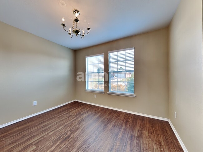 1227 Wenatchee Dr