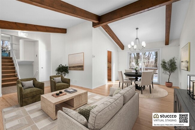 Photo - 25 Woodhollow Ln