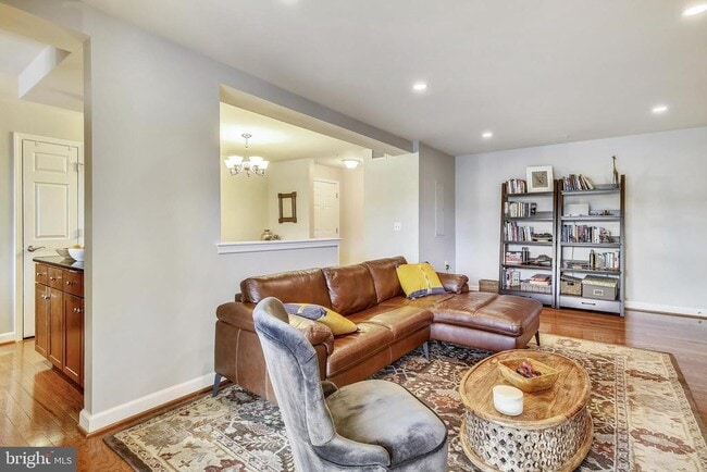 Photo - 4113 S Four Mile Run Dr Unit 302