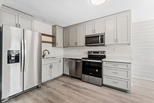 Photo - 316 24th St Unit 3