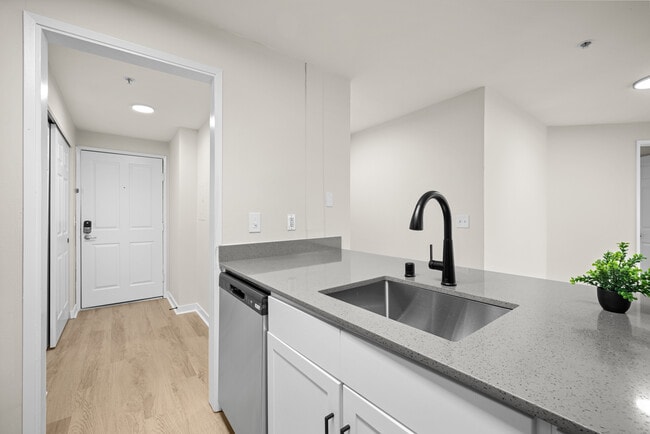 Photo - 2300 Elliott