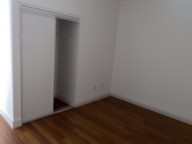 Photo - 1 Wellington St