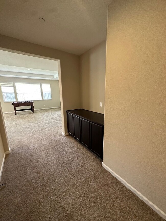 Photo - Spacious 4 Bed / 3 Bath Home with Large Covered Patio in Chico