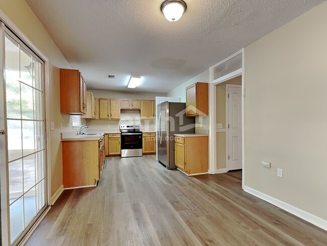 Photo - 14 Hidden Lakes Ln