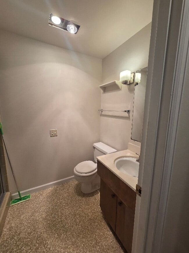 Photo - Private 4 Bedroom / 2.5 Bath Bridle Trails Acerage Property