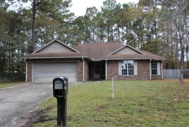 Photo - 220 Easy St