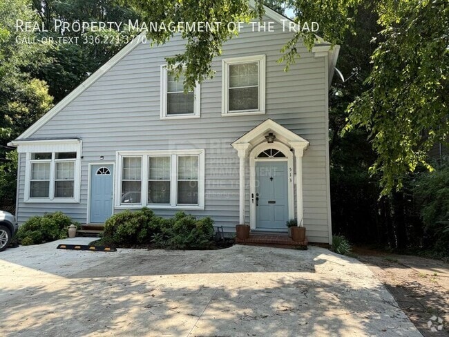 Building Photo - 513 S Hawthorne Rd Unit Right Rental