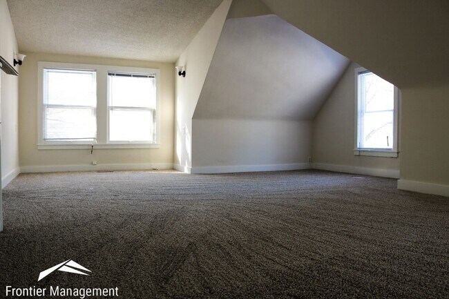 Photo - 901 Osage St Unidad 2