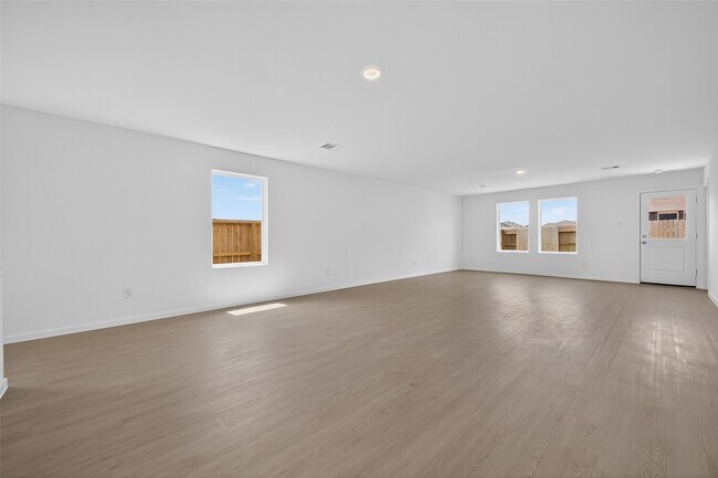 Photo - 28938 Rustic Windmill Wy