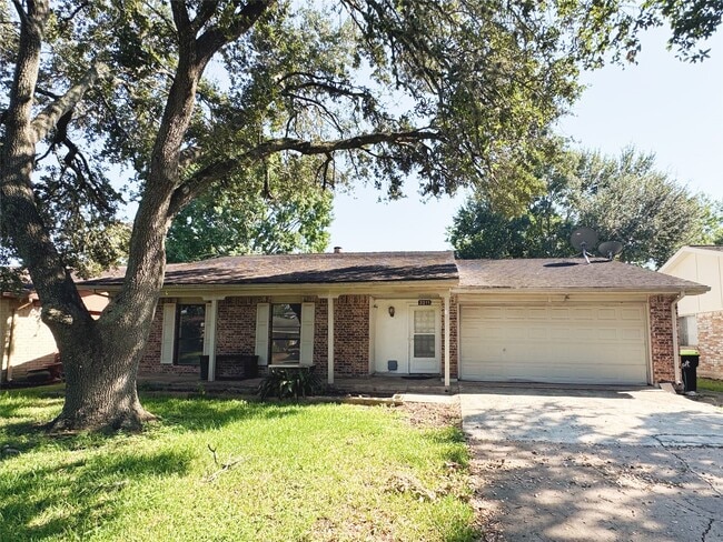 Building Photo - 2211 Mustang Springs Dr Rental