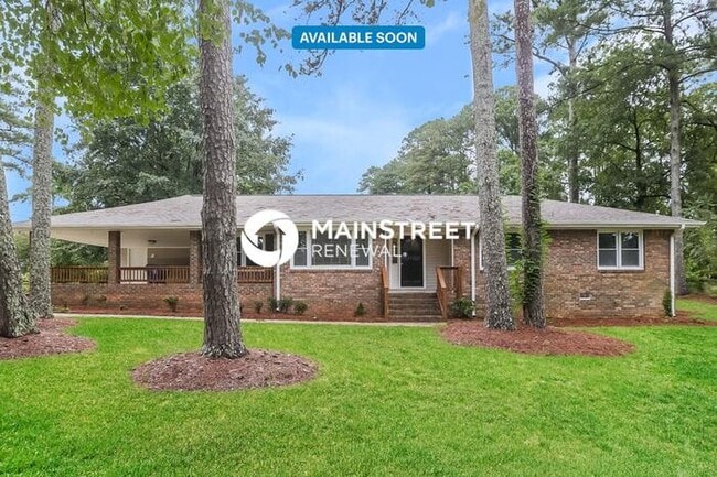 Building Photo - 4 Bedroom Pet-Friendly Home in CONYERS, GA...