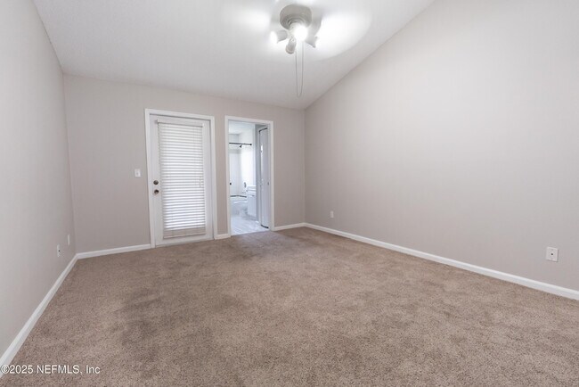 Photo - 800 Ironwood Dr Unit 834
