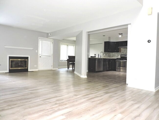 Photo - 245 Carlisle Ave