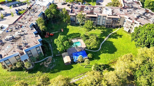 Photo - 6301 N Falls Cir Dr Unidad 206