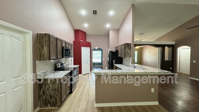 10 Bellis Ct