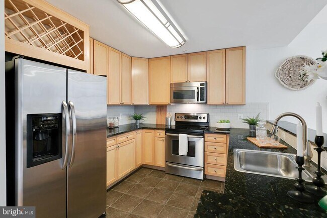 Photo - 111 S 15th St Unit 2008