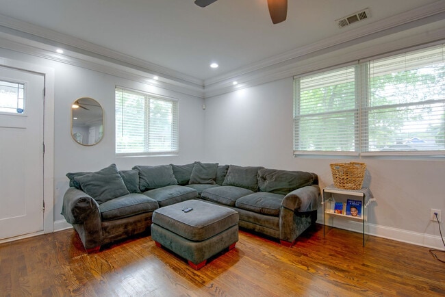 1055 Peeples St SW Unit SI ID1626446P