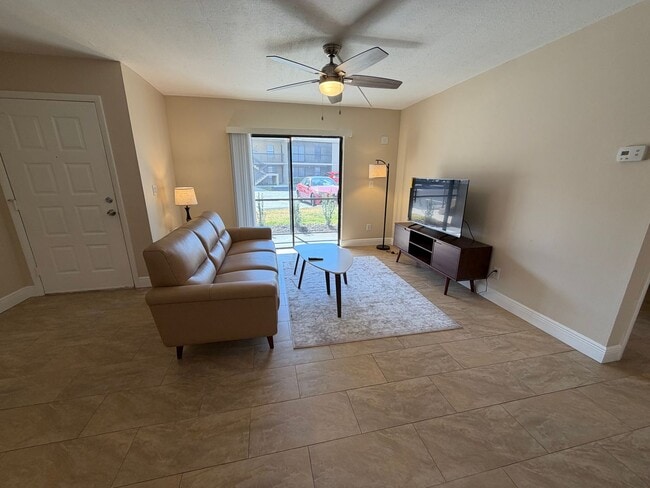 Photo - ANNUAL RENTAL - FURNISHED 1 BED / 1 BATH CONDO AT MYSTIC GARDEN Unit 2707