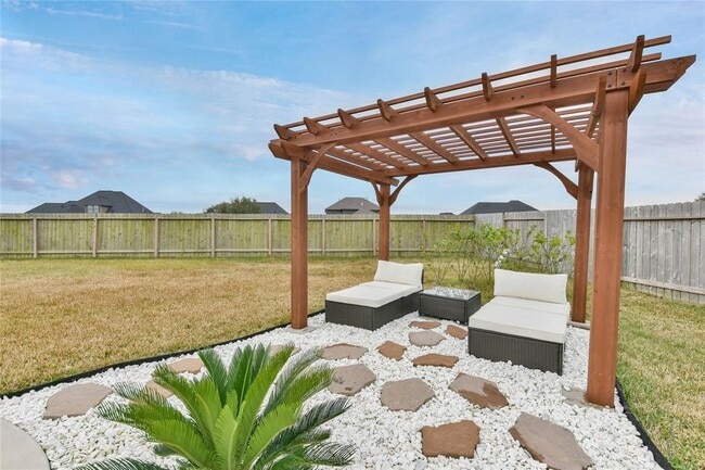 Building Photo - 1236 Laurel Lp